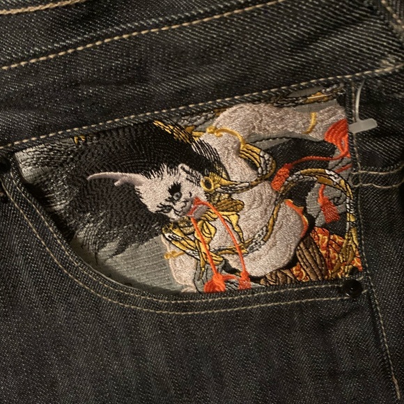 NWT handi premium embroidered shorts, indigo (dark blue) sz 36waist 18.5 length. - Picture 4 of 9